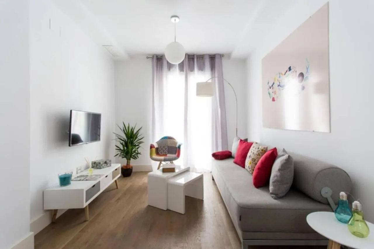 Pop Art, Un Aroma A San Julian En Enladrillada Apartment Seville