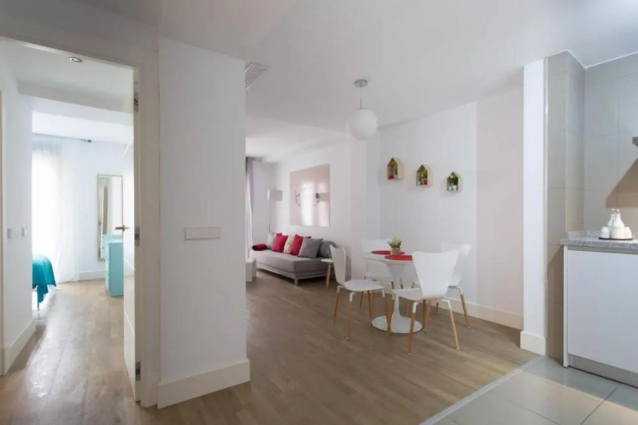 Pop Art, Un Aroma A San Julian En Enladrillada Apartment Seville Spain